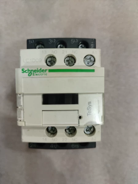 Schneider Electric LC1D09M7C Voltage 220V Marine Spare Part