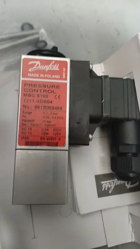 Danfoss MBC 5100 Pressure Switch 061B0054