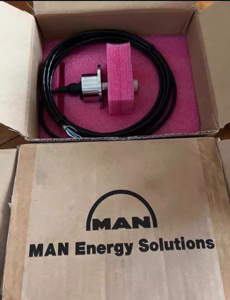 MAN Main Engine Exhaust Valve 1883821-5 1883816