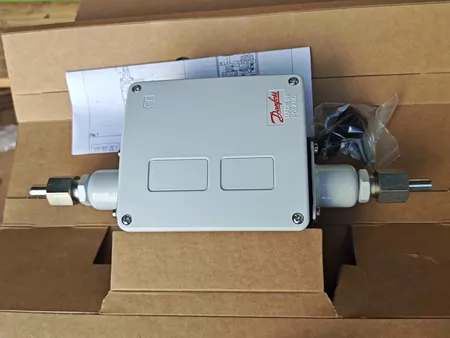 017D002366 Danfoss Switch RT260A