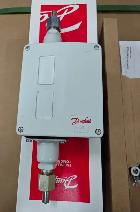 017D002366 Danfoss Switch RT260A