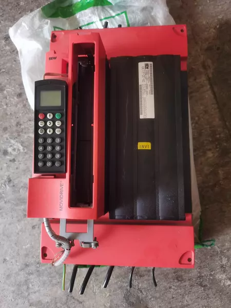 SEW MDX61B0370-503-4-00 Frequency Converter