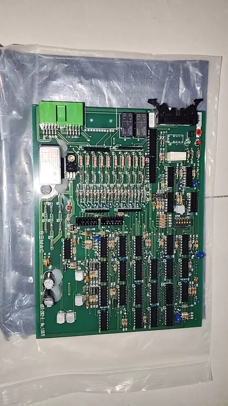UST-202-E No.1307E Circuit Board