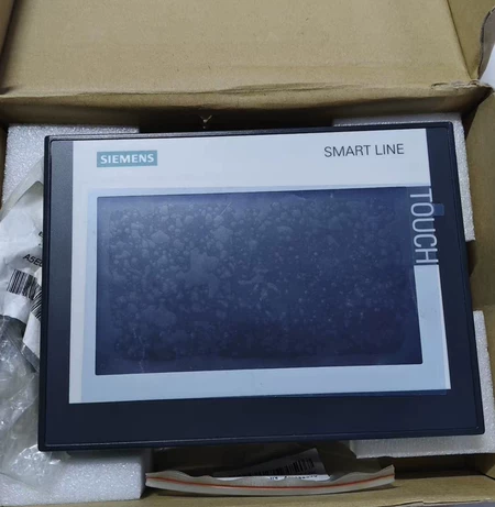 Siemens SMART 700 IE V3 Touchscreen Model 6AV6 6
