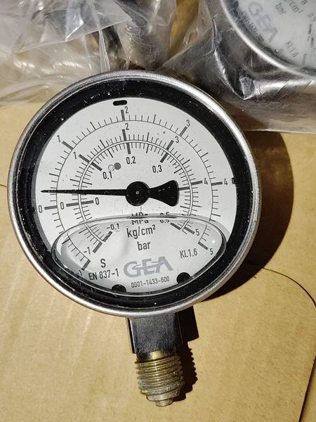 GEA Pressure Gauge Model 0001-1433-600 Range 0-5