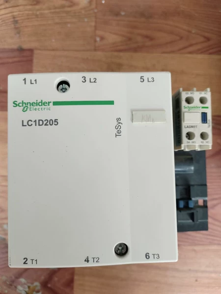 Schneider Electric LC1D205 Voltage 220V Marine Spare Part