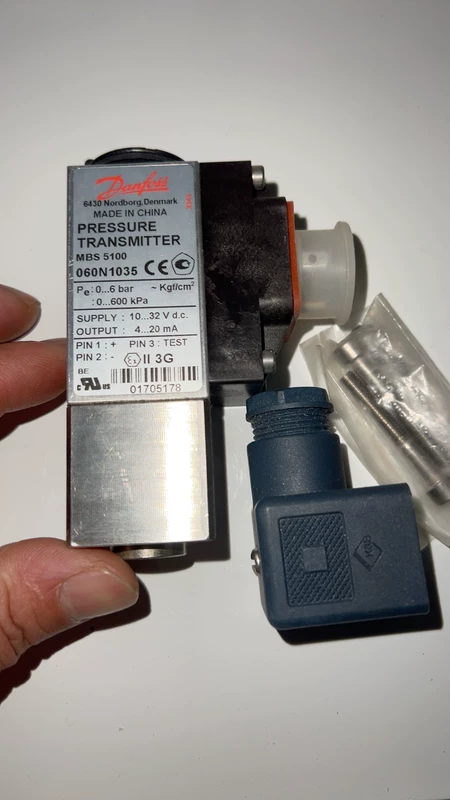 Danfoss Pressure Sensor Danfoss MBS5100 060N10