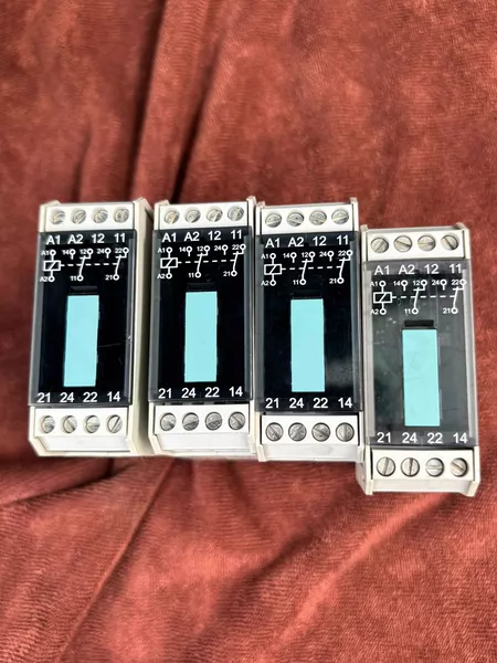 Siemens 3TX7002-1FB02 Electrical Automation Marine Spare Part