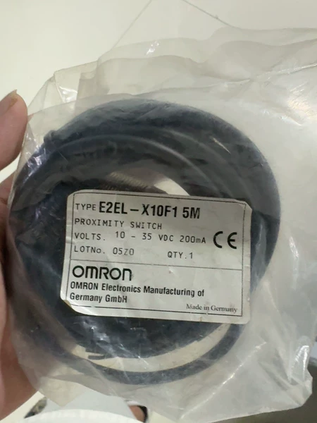 OMRON Omron Proximity Switch Model E2EL-X10F1 5M