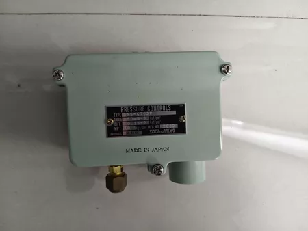 SAGINOMIYA Pressure Controller Model SNS-C103W