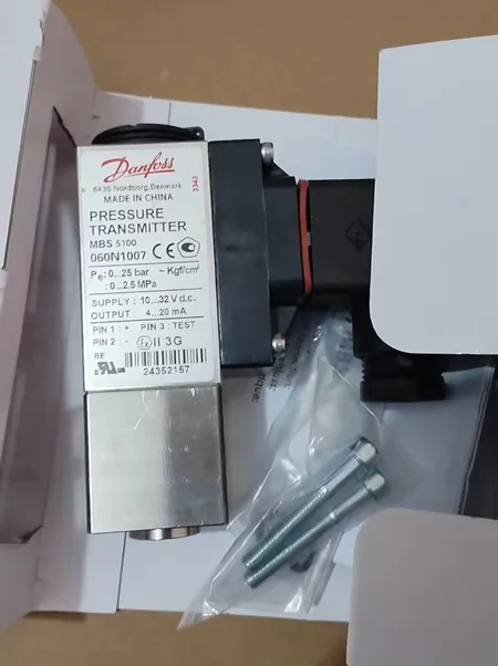 Danfoss Pressure Sensor 060N1007
