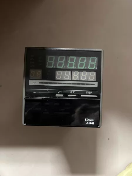 azbil Temperature Controller SDC40